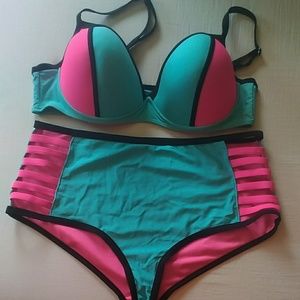 💞 HOST PICK💞5/5/18 Coral Tropics swim set